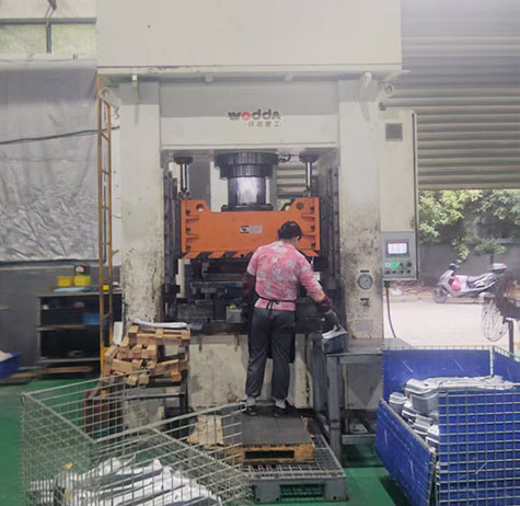 液壓機(jī)廠(chǎng)家