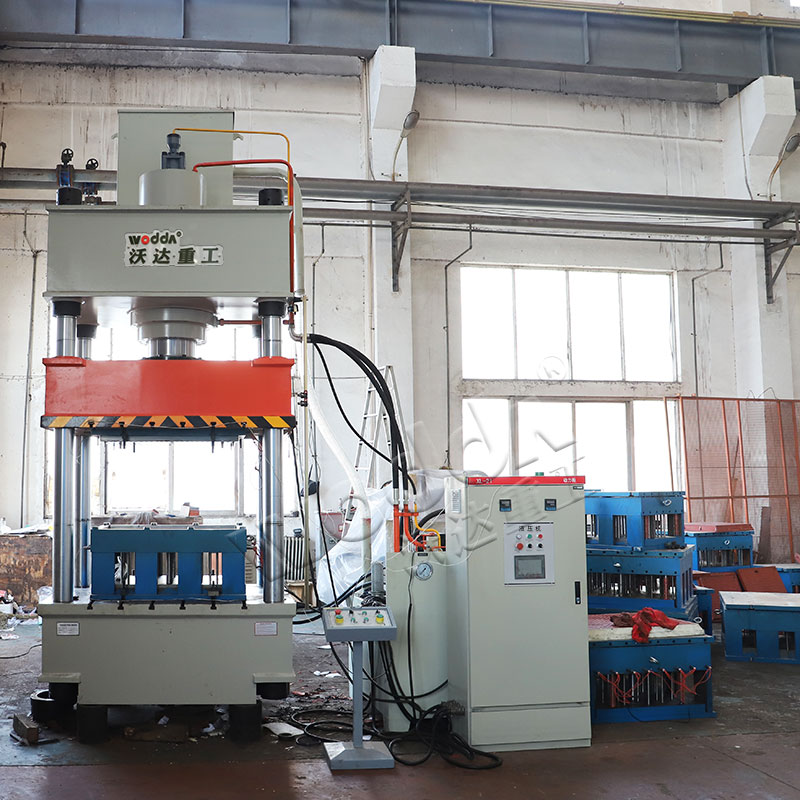 無(wú)機(jī)復(fù)合電纜溝蓋板生產(chǎn)設(shè)備 無(wú)機(jī)復(fù)合電纜溝蓋板生產(chǎn)設(shè)備