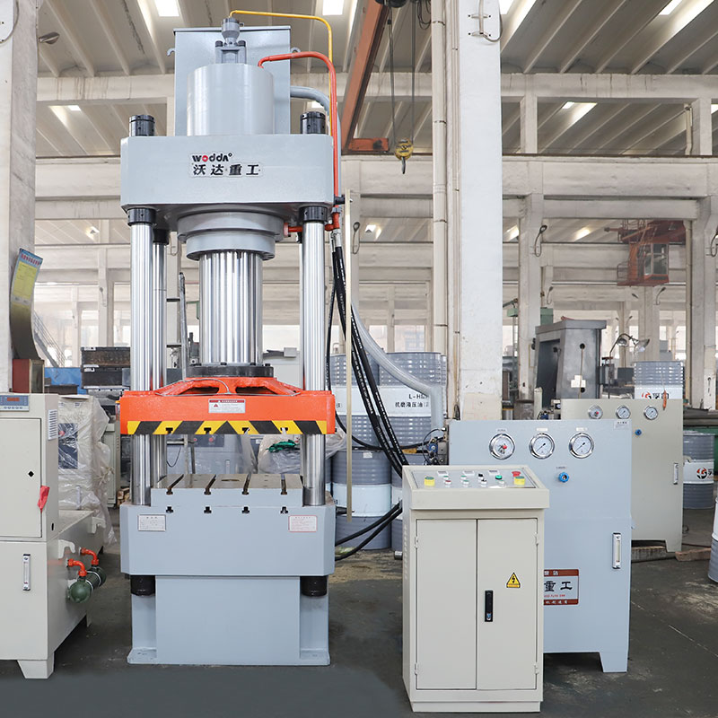 315噸鋁制品冷擠壓成型油壓機(jī) 315噸鋁制品冷擠壓成型油壓機(jī)