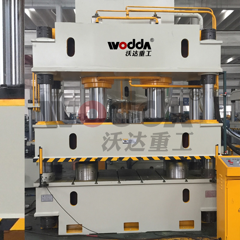 315噸汽車內(nèi)飾件成型機 315噸汽車內(nèi)飾件成型機