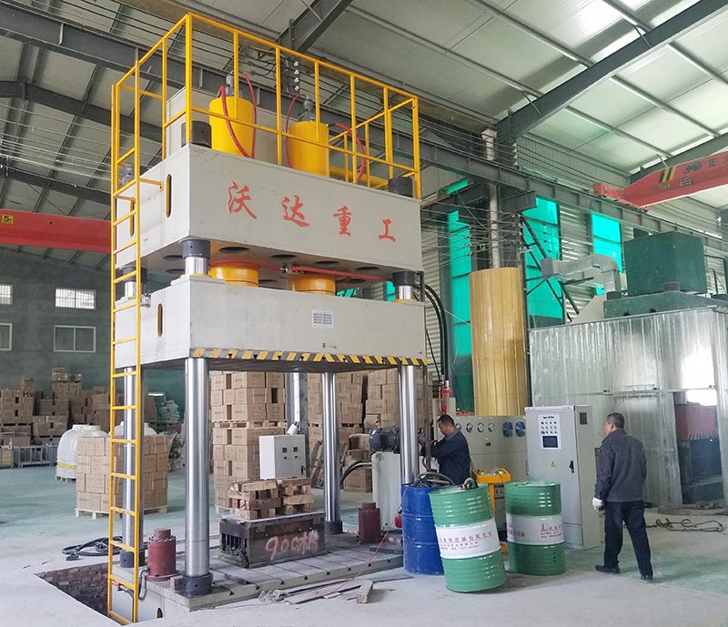 模壓玻璃鋼冷卻塔風(fēng)筒液壓機(jī)1500噸2000噸液壓機(jī)廠家 模壓玻璃鋼冷卻塔風(fēng)筒液壓機(jī)1500噸2000噸液壓機(jī)廠家