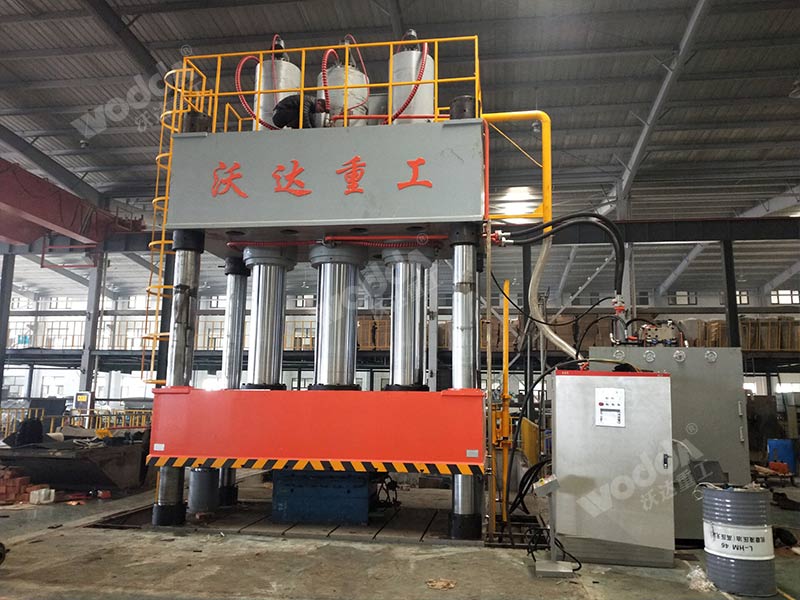 SMC汽車導流罩成型液壓機 SMC汽車導流罩成型液壓機