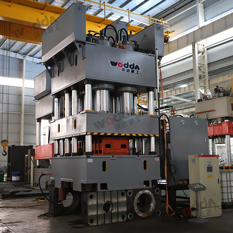 2500噸鋼木門壓花機(jī) 2500噸鋼木門壓花機(jī)