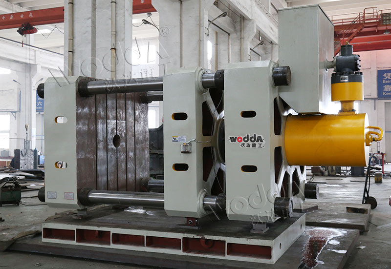 630噸臥式四柱液壓機 630噸臥式四柱液壓機