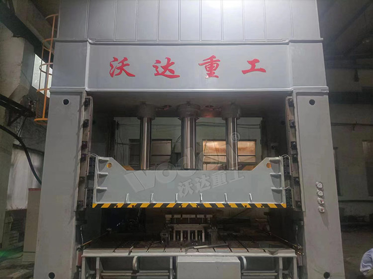 630噸汽車車配件拉伸液壓機 630噸汽車車配件拉伸液壓機