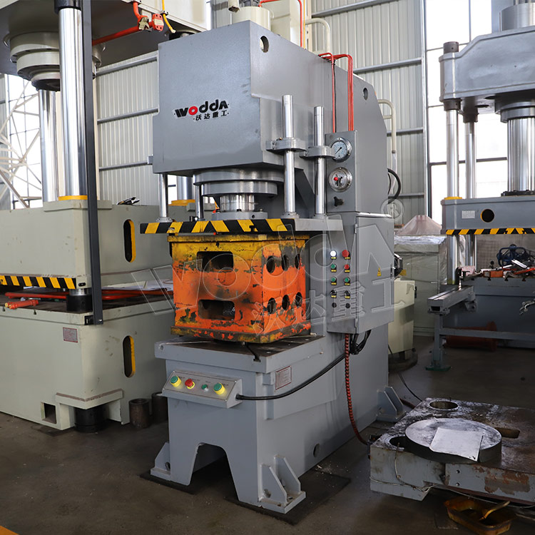 20噸單臂液壓機(jī) 20噸單臂液壓機(jī)