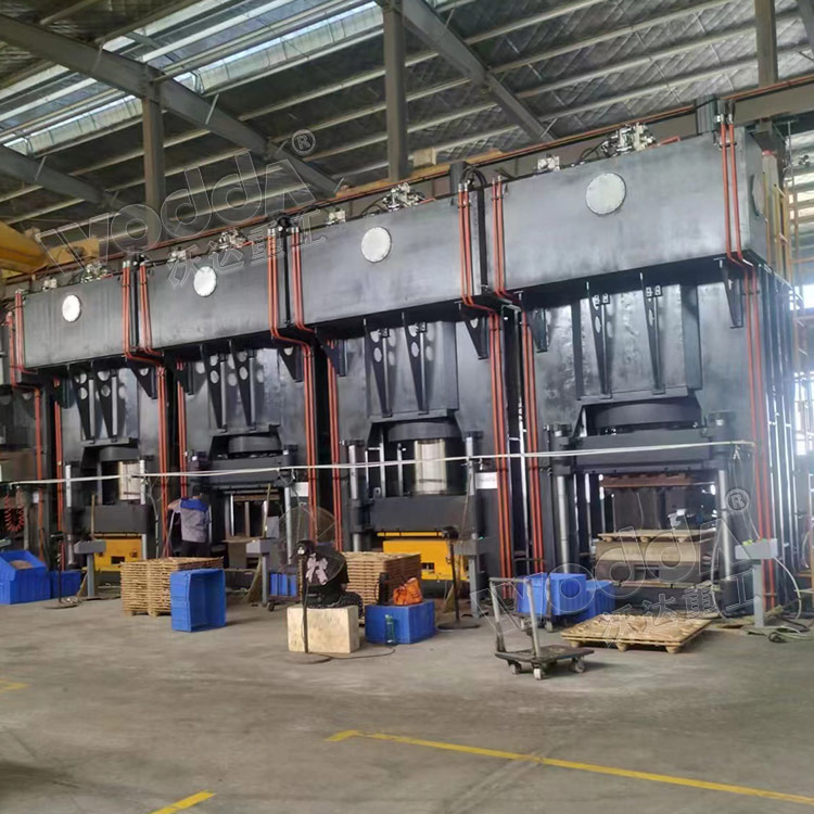 1800噸框架式液壓機 1800噸框架式液壓機