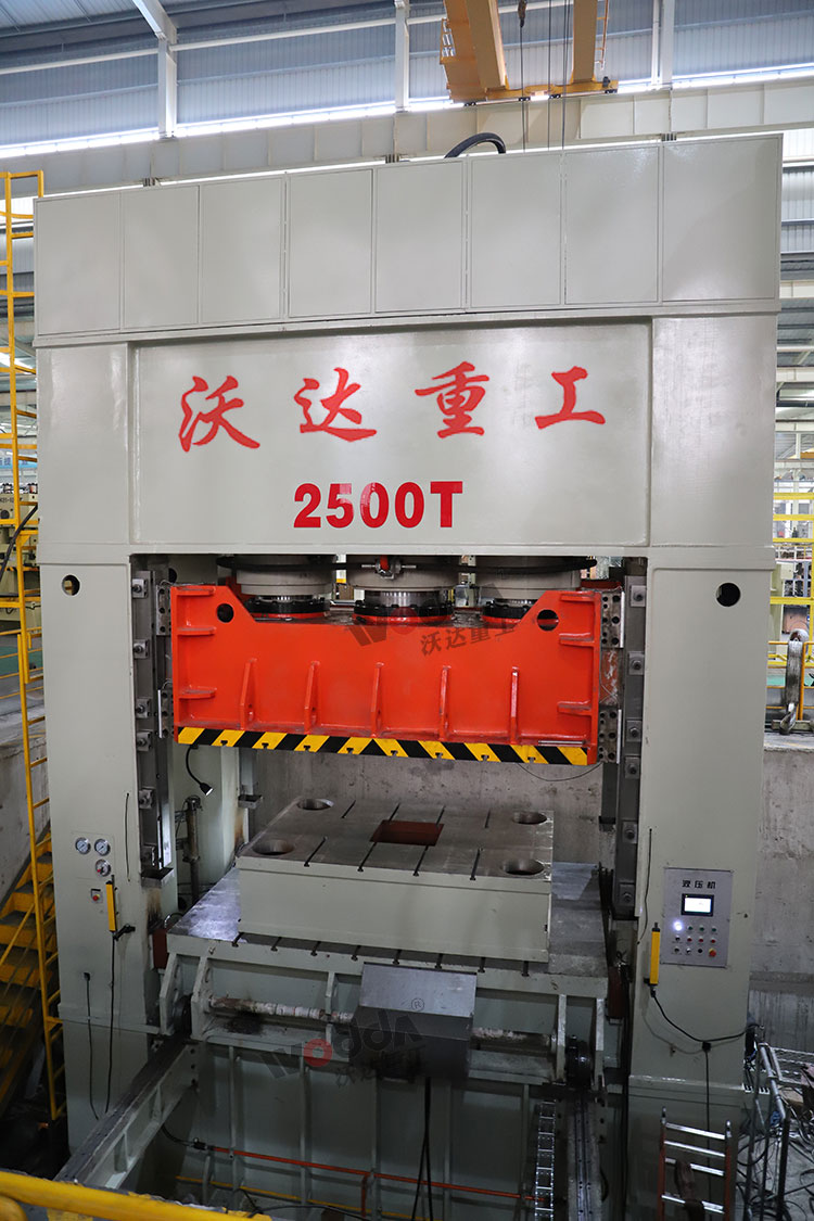2500噸汽車配件成型液壓機 2500噸汽車配件成型液壓機