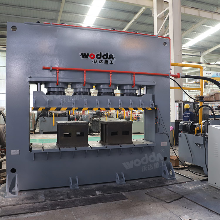 630噸龍門液壓機 630噸龍門液壓機