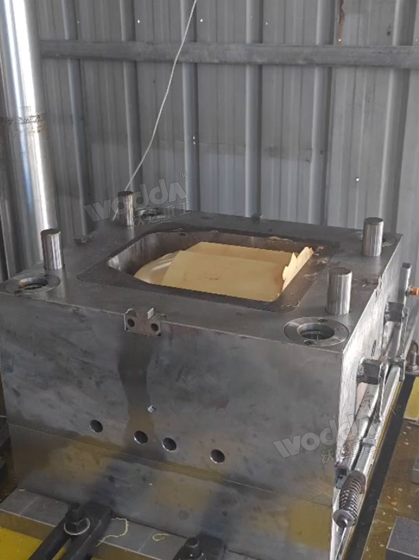 熱壓酚醛樹脂產(chǎn)品成型 熱壓酚醛樹脂產(chǎn)品成型