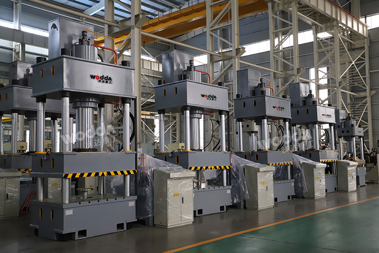 液壓機(jī) 液壓機(jī)