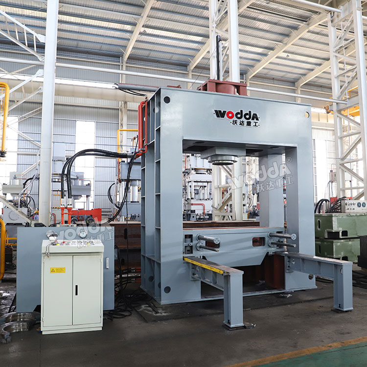 500噸龍門油壓機(jī) 500噸龍門油壓機(jī)