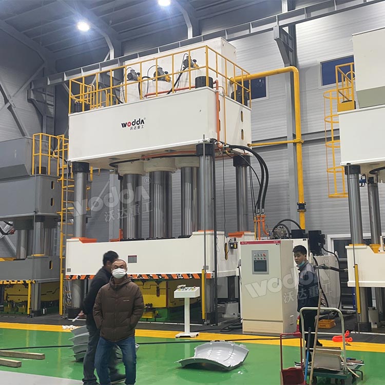 模壓玻璃鋼冷卻塔風(fēng)筒成型液壓機(jī)試機(jī) 模壓玻璃鋼冷卻塔風(fēng)筒成型液壓機(jī)試機(jī)