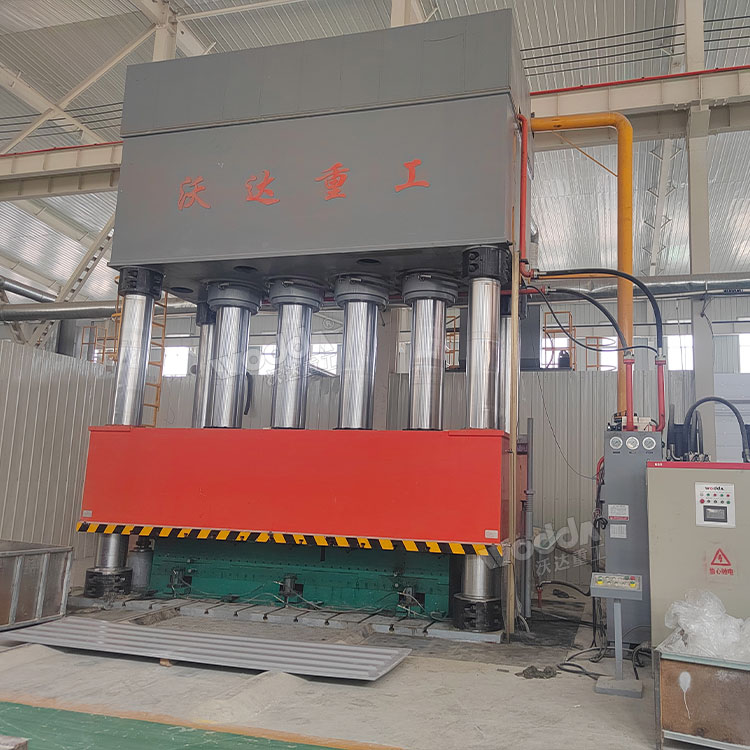 玻璃鋼防腐板成型液壓機現(xiàn)場 玻璃鋼防腐板成型液壓機現(xiàn)場