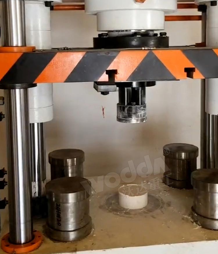 營(yíng)養(yǎng)飼料塊 營(yíng)養(yǎng)飼料塊