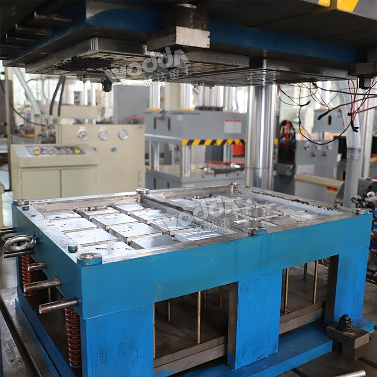 樹(shù)脂井蓋模具 樹(shù)脂井蓋模具