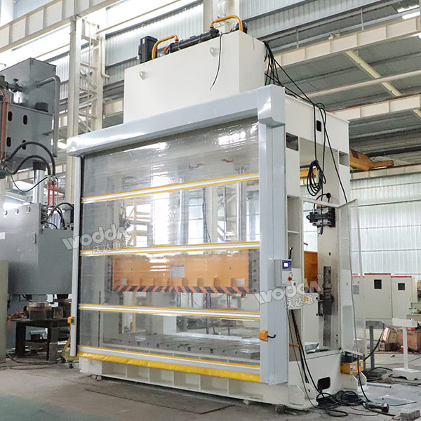 100噸汽車內(nèi)飾件液壓機(jī) 100噸汽車內(nèi)飾件液壓機(jī)