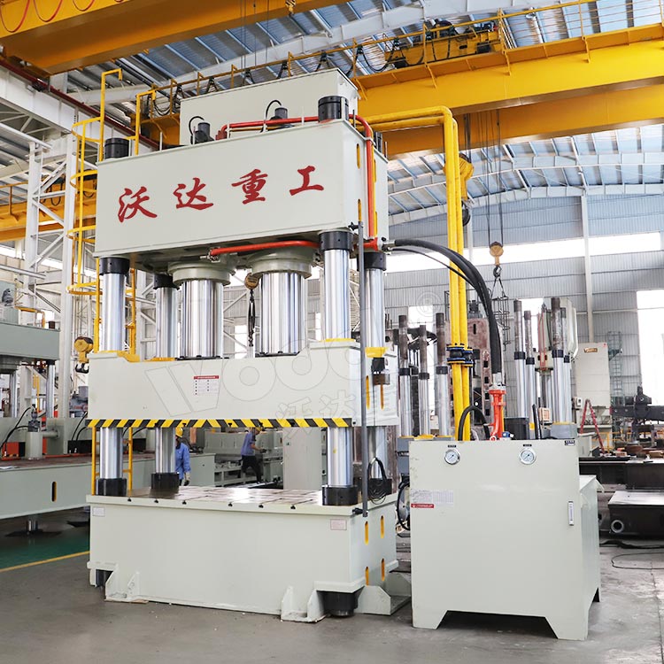 1000噸四柱液壓機 1000噸四柱液壓機
