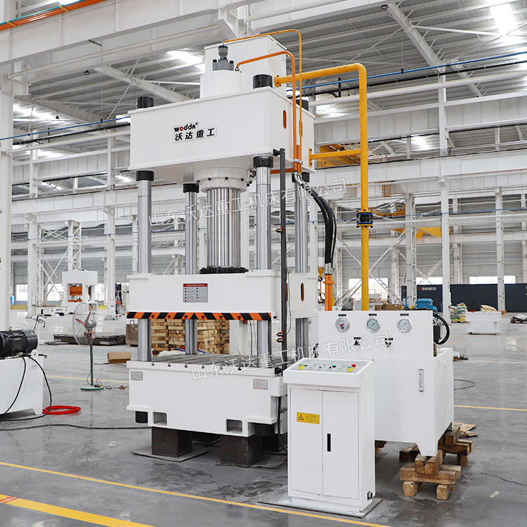 315噸四柱液壓機(jī) 315噸四柱液壓機(jī)